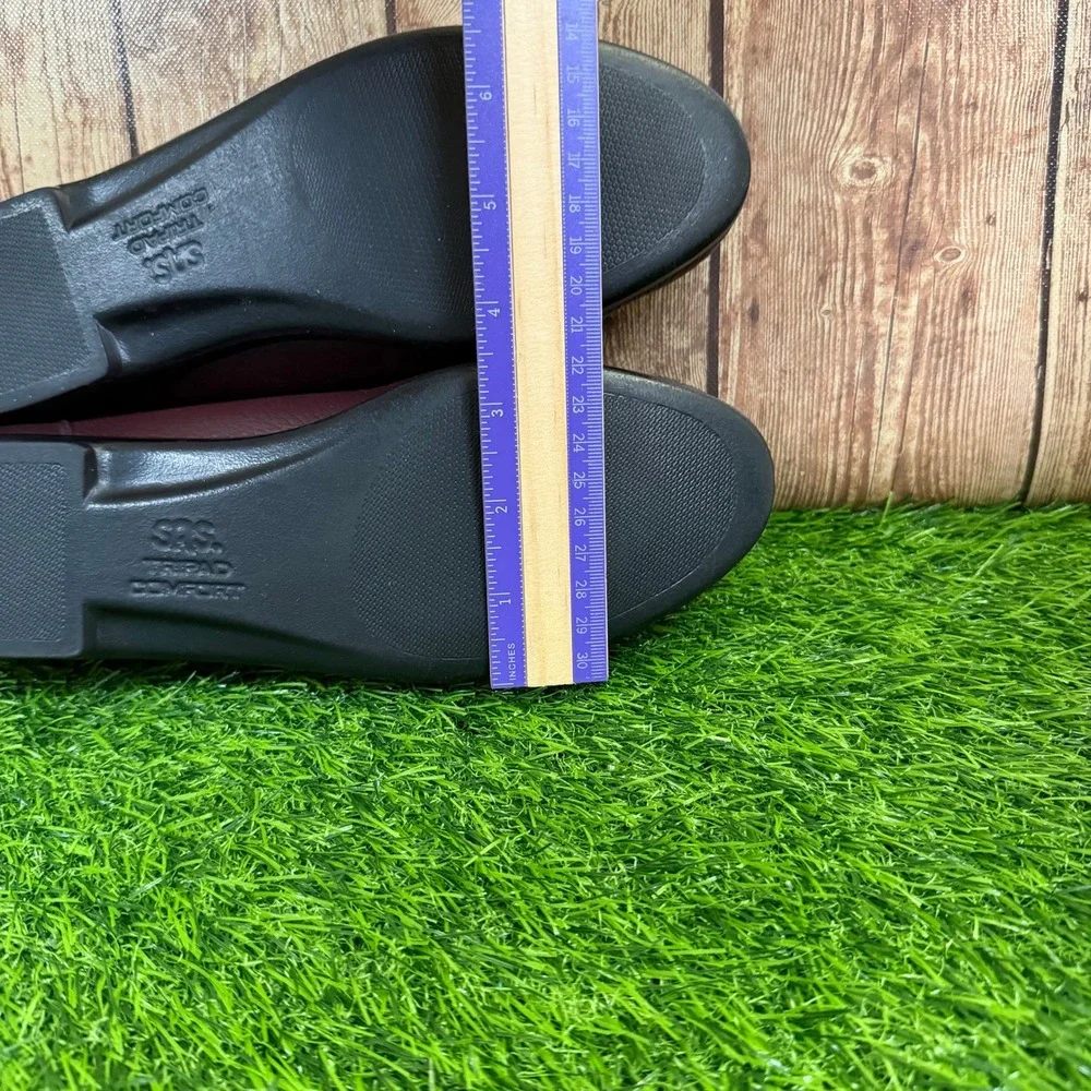 SAS Siesta Loafers Womens Size 9 Medium Burgundy Leather Comfort Slip On
